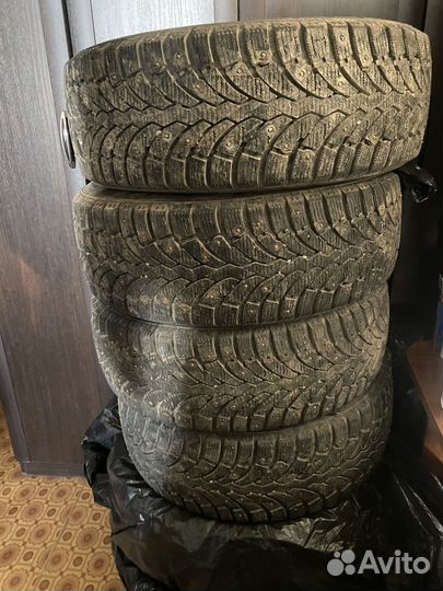 Pirelli Winter 160 Studdable Plus 195/65 R15