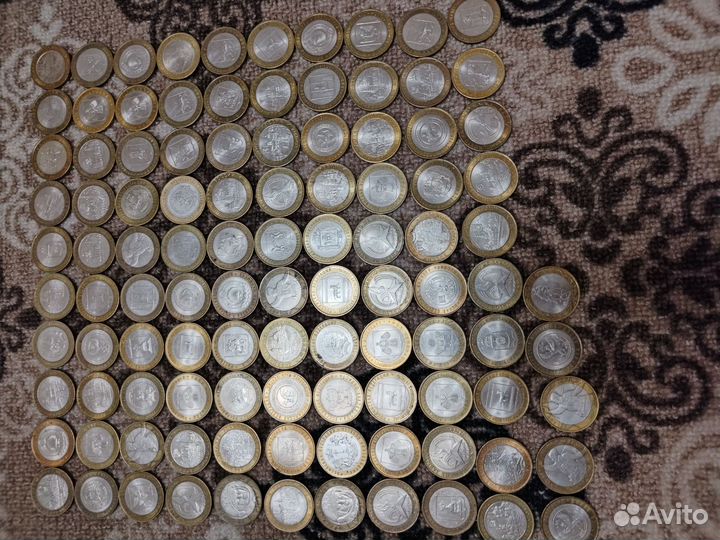 Монеты юбилейные 10 рубле