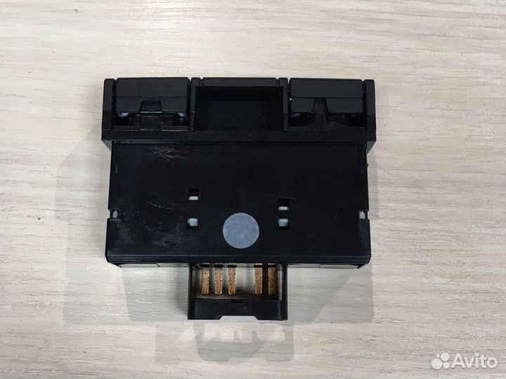 Кнопка блокировки дифференциала Ssangyong Rexton1