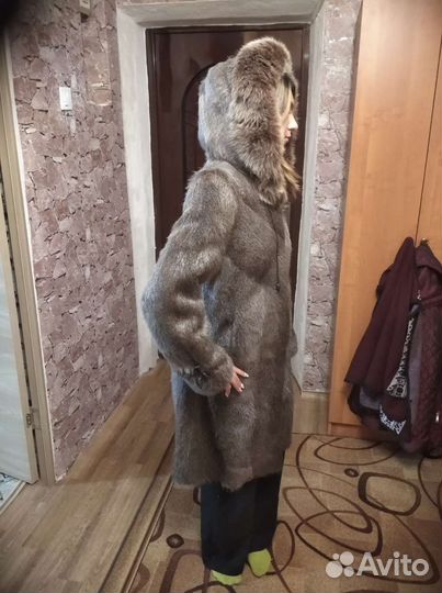 Шуба нутрия с капюшоном