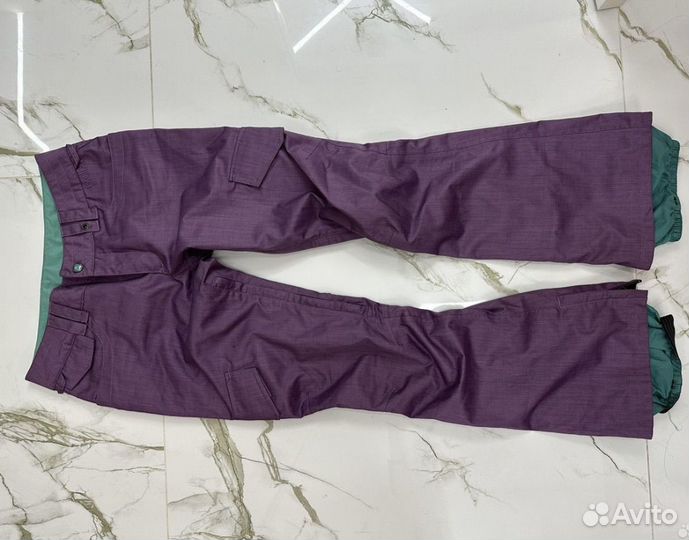 Горнолыжный костюм женский