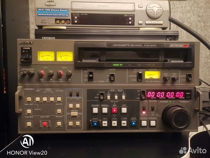 Видеорекордер/ монтажный видео магнитофон
