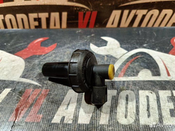 Крышка бачка тормозной жидкости Renault Symbol 1