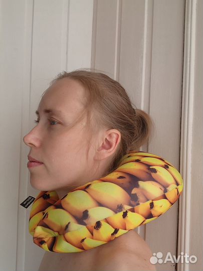 Подушка для путешествий 