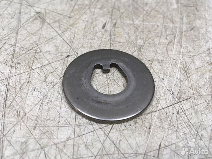 Шайба задней ступицы упорная Audi 100 C4