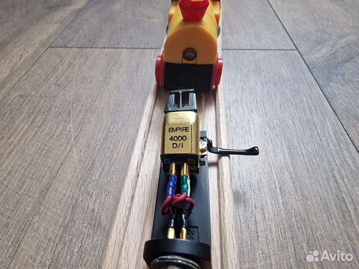 Головка звукоснимателя Empire 4000D/I