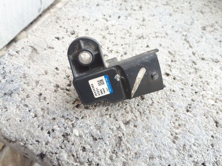 Датчик давления и температуры воздуха Лада Веста