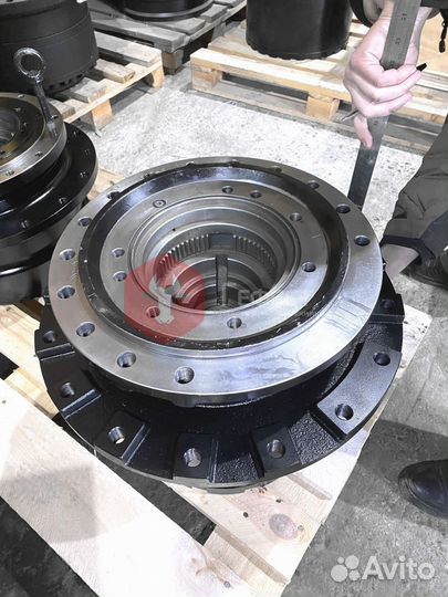 Редуктор хода Hitachi 9155253