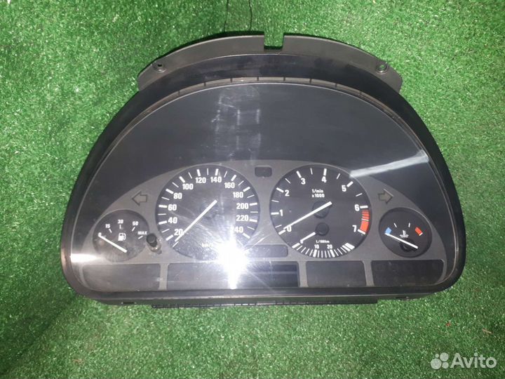 Приборная панель bmw e39мкпп