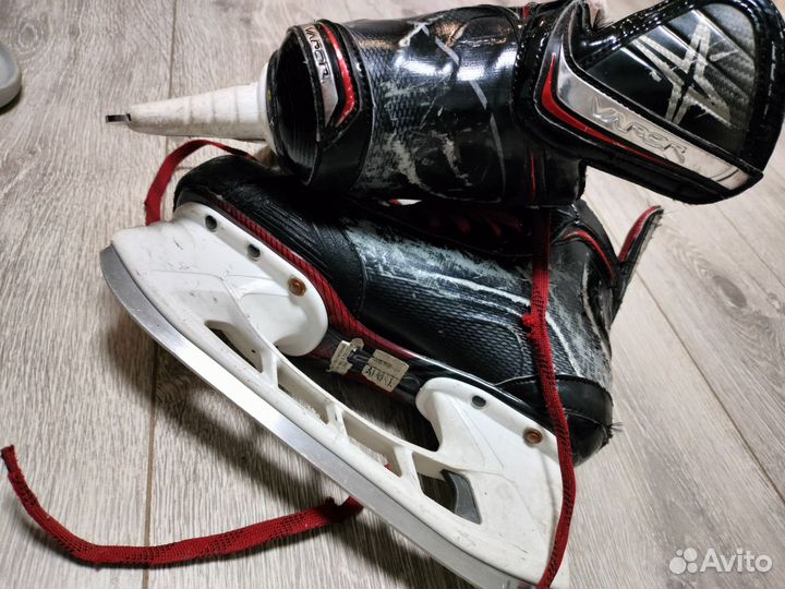 Хоккейные коньки bauer vapor x800