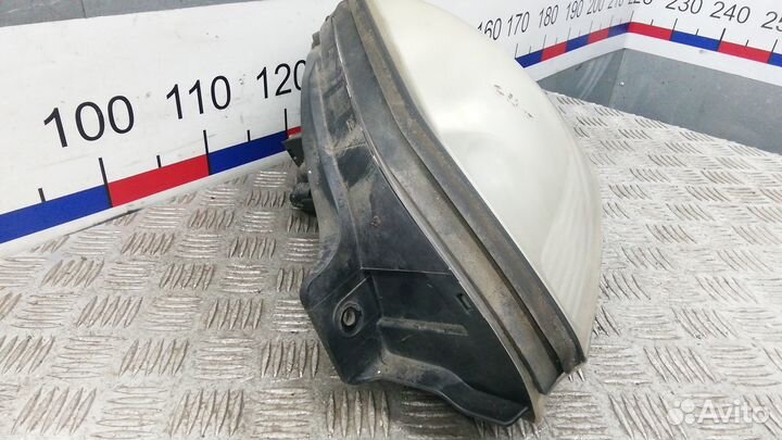 Фара Hyundai Tucson 1 (2004-2009)