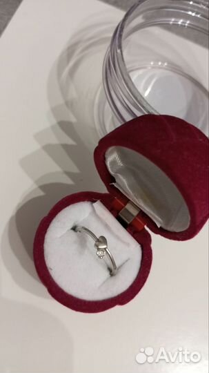 Кольца серебро с камнем