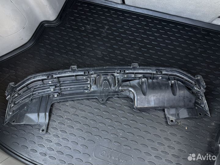 Решетка радиатора Honda Insight