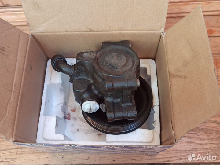 Насос гидроусилителя Форд Фьюжен