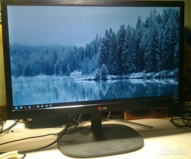 Монитор FullHD LG 21.5