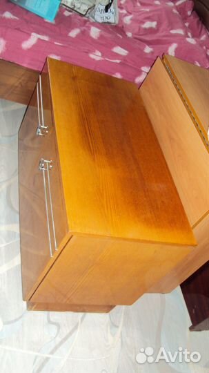 Продам тумбу