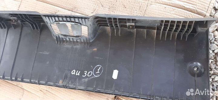 Хюндай ай 30 1 пластик багажника