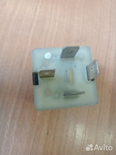 Многофункциональное реле №204 Volkswagen Passat B5