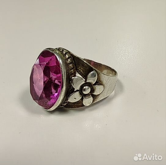 Серебряное кольцо с корундом СССР
