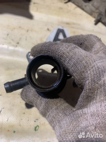 Крышка Термостата Лада Ларгус Оригинал