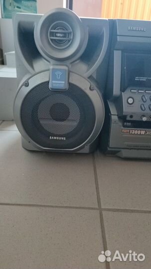 Музыкальный центр samsung