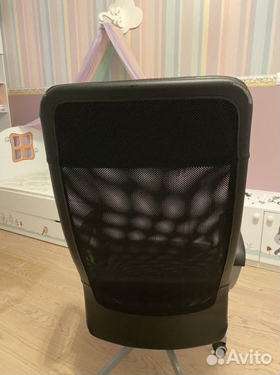 Стул офисный IKEA кожаный бу