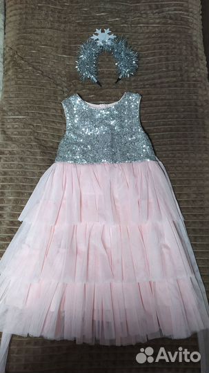 Платье для девочки праздничное