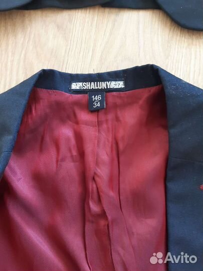 Пиджаки Италия р-р 146