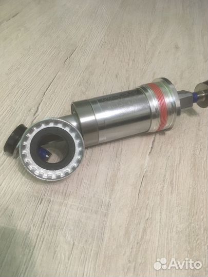 Каретка для велосипеда ; стритовая каретка