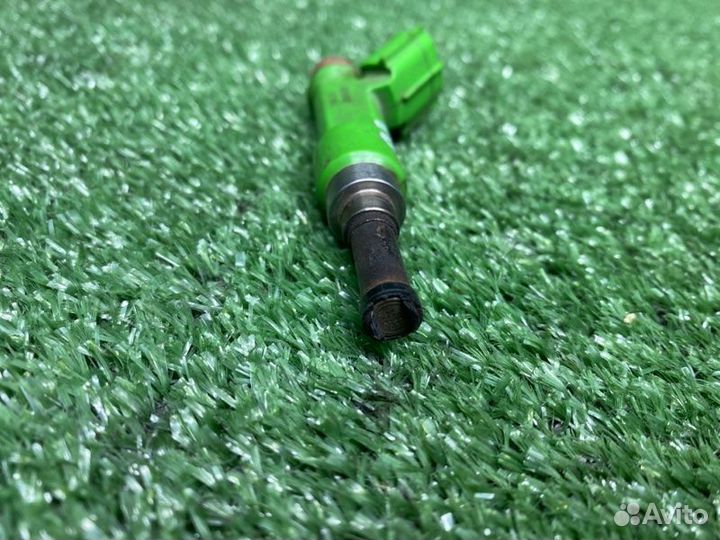 Форсунка топливная Toyota Camry 50 XV50