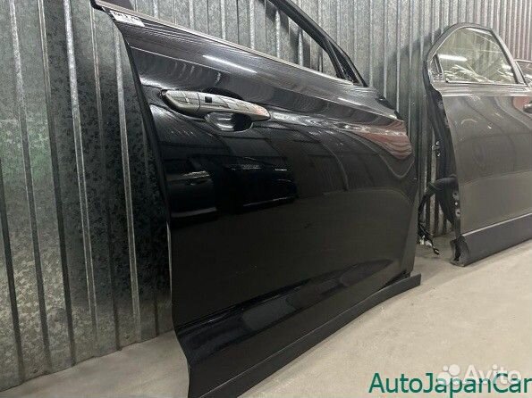 Передняя дверь правая Hyundai Tucson lll