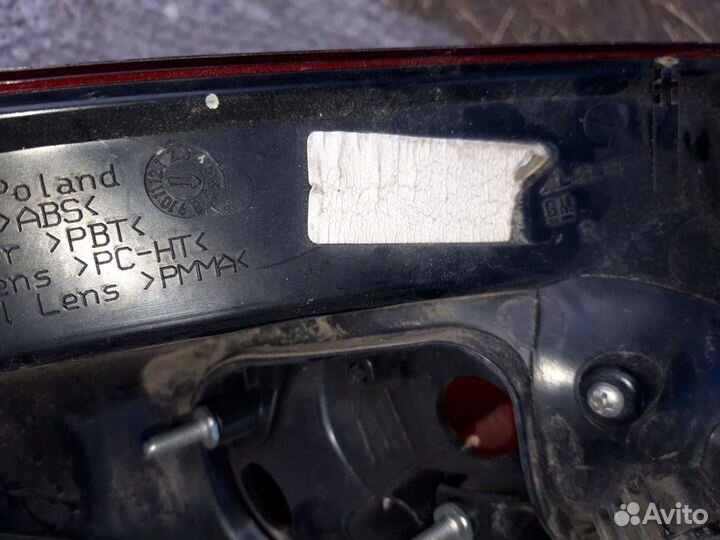 Фара задняя на opel astra j