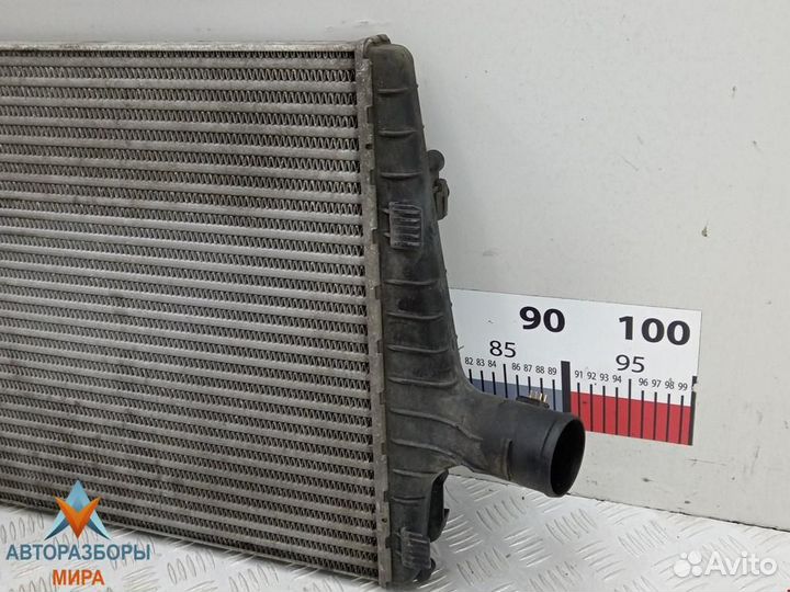 Интеркулер Audi A6 4B/C5 рест. 2003 4B0145805A