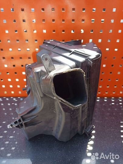 Корпус воздушного фильтра Ниссан Теана