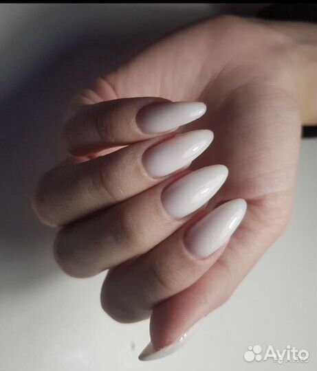 Маникюр, педикюр, наращивание ногтей