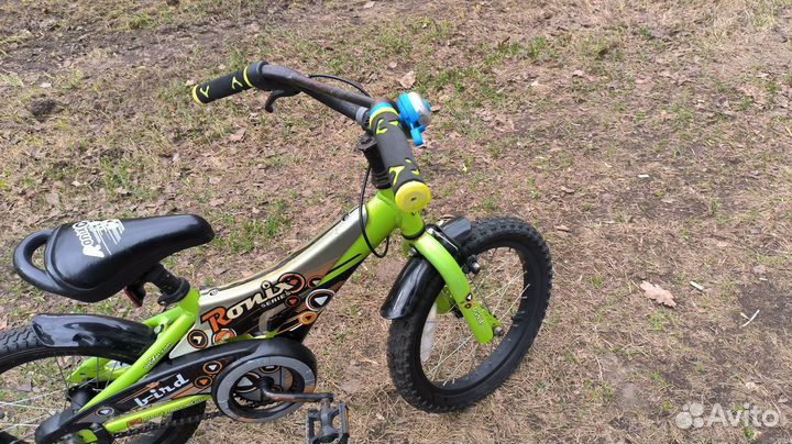 Детский велосипед 16