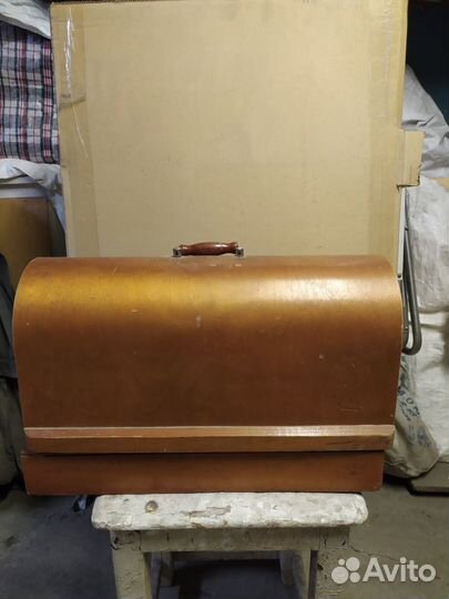 Старинная швейная машинка г.Подольск