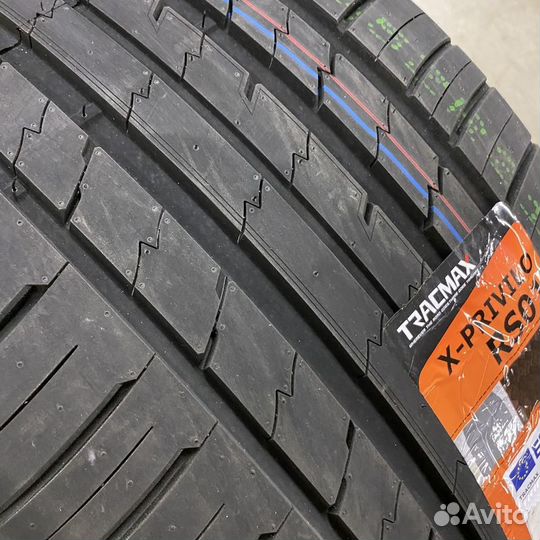 Tracmax X-Privilo RS01+ 305/40 R20 112Y