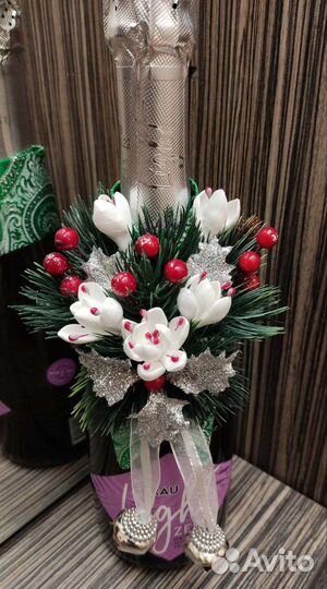 Украшение на бутылку шампанского