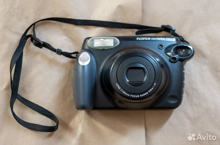 Fujifilm Instax Wide 210 (полный комплект)