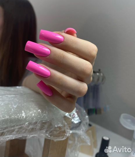 Маникюр,педикюр,нарашивание