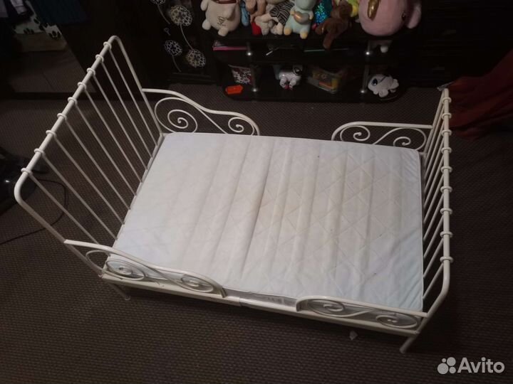 Кровать IKEA Миннен