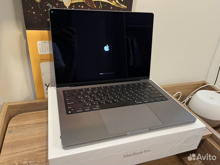 MacBook Pro 14 (2023), 1024 гб, M3 (8 ядер)