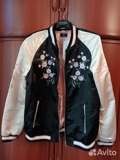 Куртка бомбер