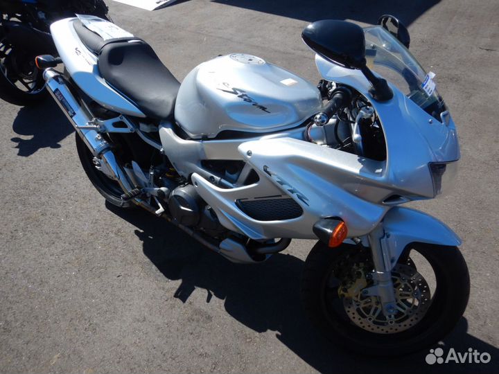 Продам мотоцикл Honda VTR 1000F