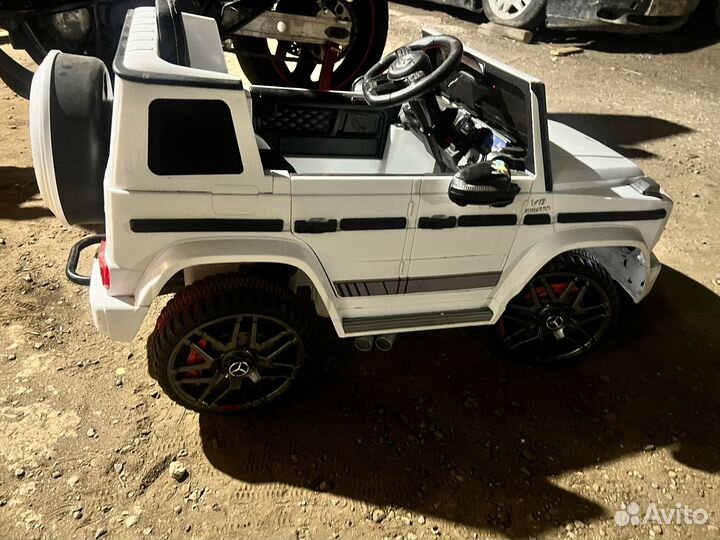 Электромобиль Mercedes G63