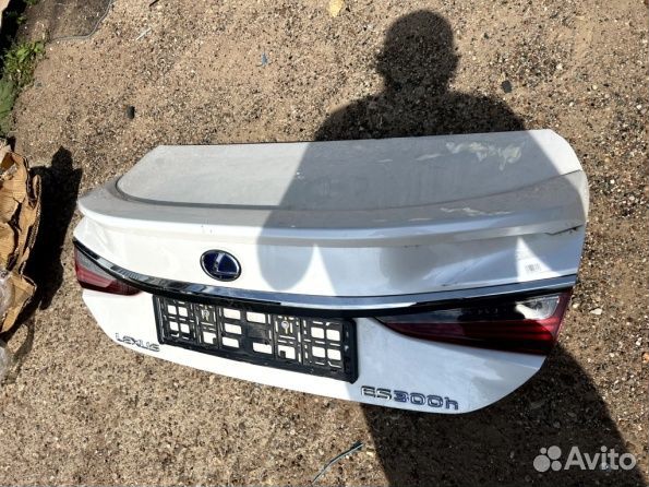 Lexus ES 60 Крышка багажника