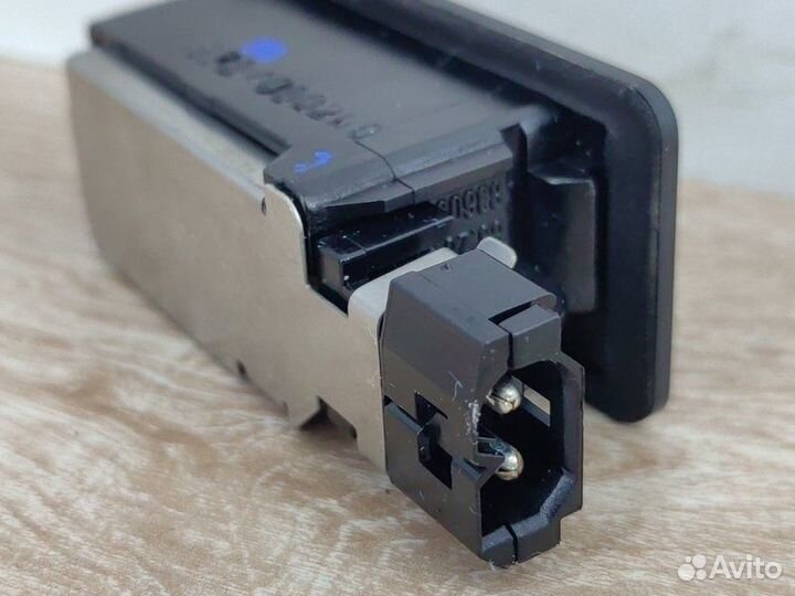 Подсветка номеров левая Bmw X5 E70 N62B48 2008