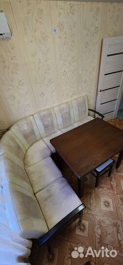 Кухонный уголок