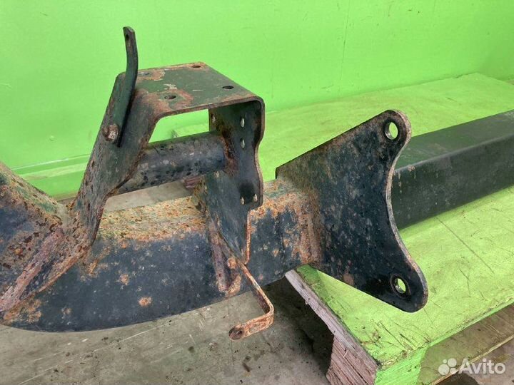 Усилитель бампера MAN TGA